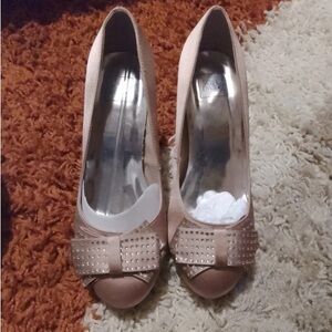 Blush Peep-Toe Bow Heels